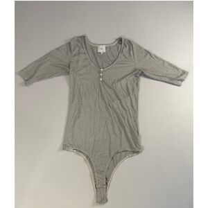 G. Striped Bodysuit XL Gray & White 3/4 Sleeve Button Ribbed Casual Top